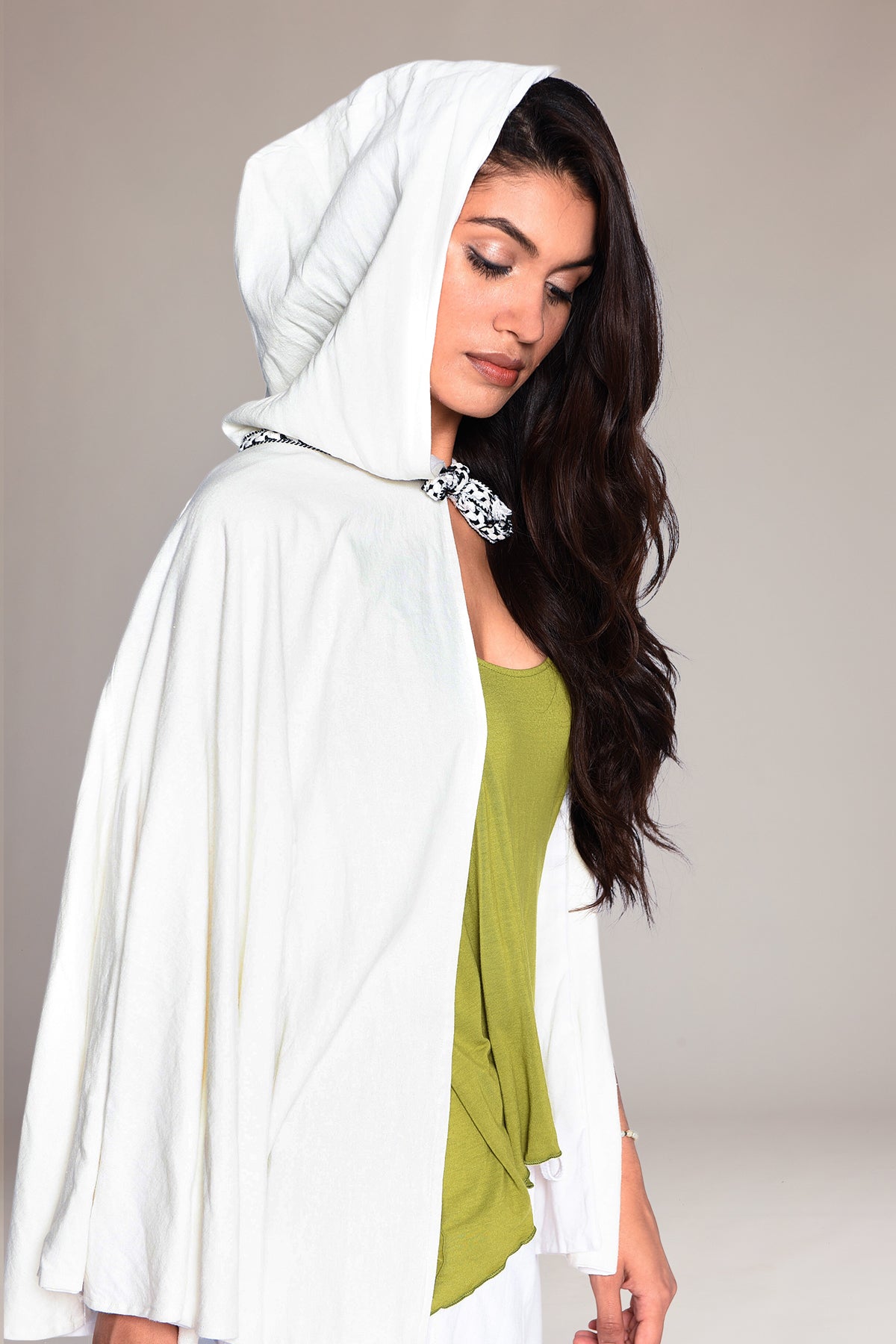 #color_ivory