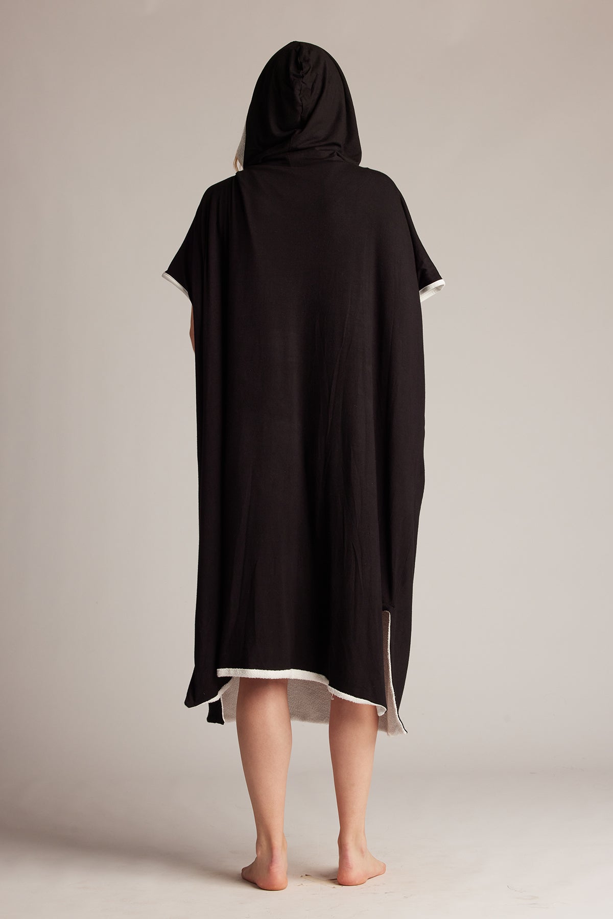 #color_black/ivory