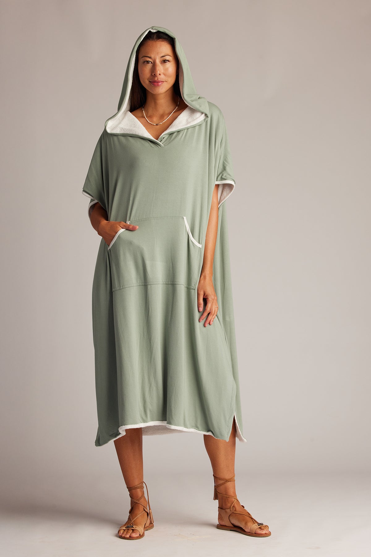 #color_teal/ivory