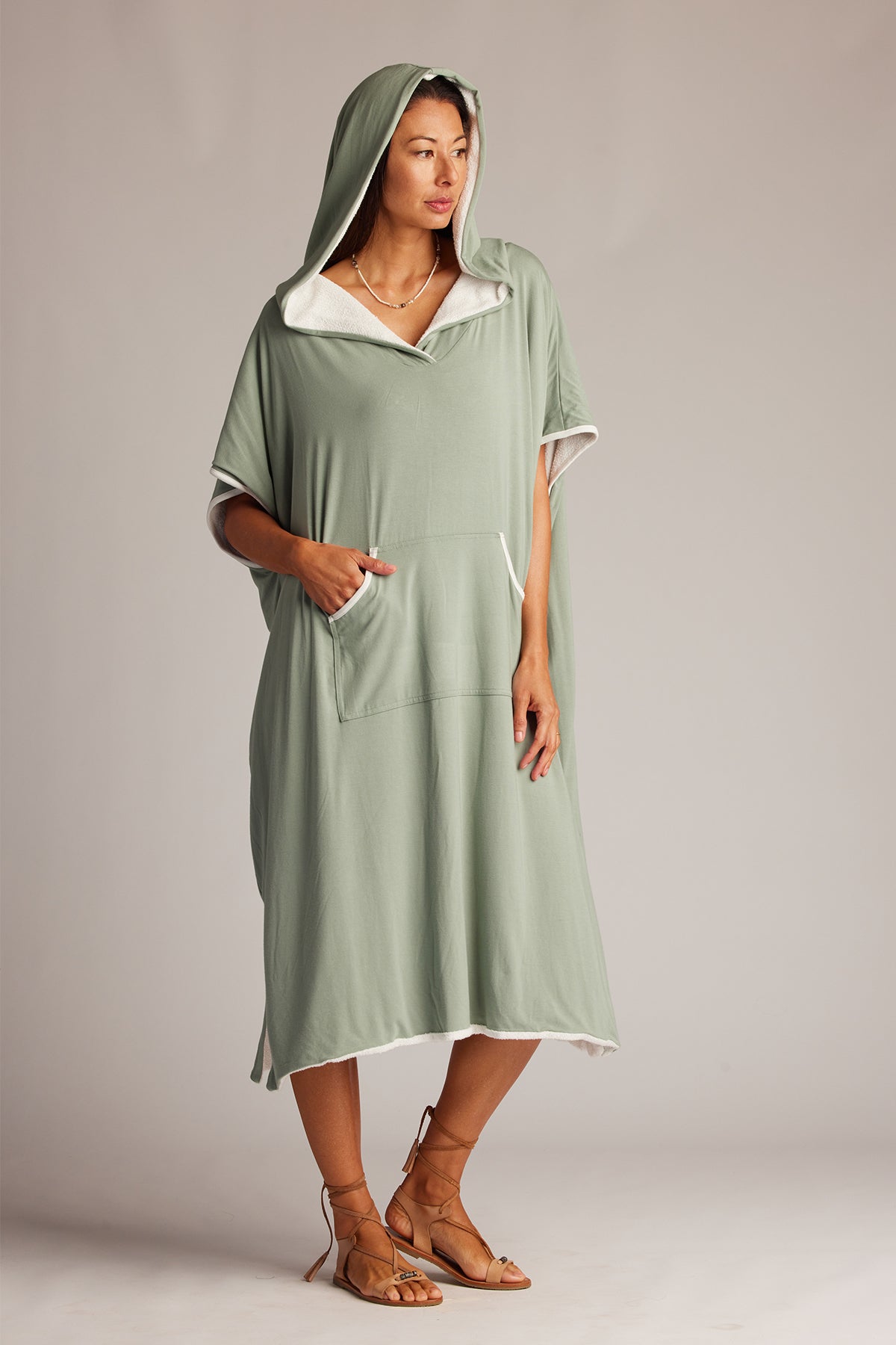#color_teal/ivory